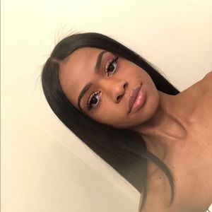 Meet your Posher, Adaijia